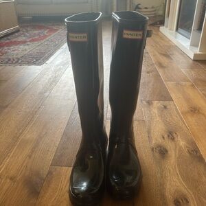 Hunter Glossy Black Rain Boots